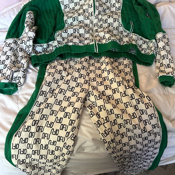 Green and White Out From Under Tracksuit Urban Outfitters - Picture 2 of 7